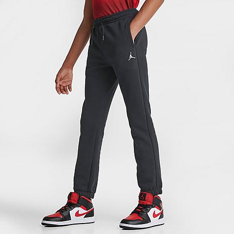 Jordan Boys' Essentials Jogger Sweatpants in Black/Black