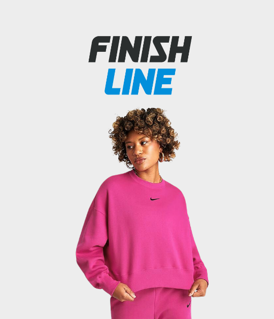 Nike Women's Sportswear Phoenix Fleece Oversized Crewneck Sweatshirt in Pink/Fireberry