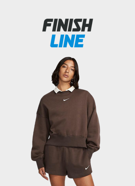 Nike Women's Sportswear Phoenix Fleece Oversized Crewneck Sweatshirt in Brown/Baroque Brown