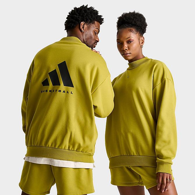 ADIDAS BASKETBALL FLEECE CREWNECK SWEATSHIRT