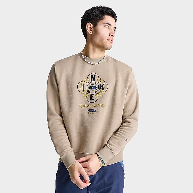 MEN'S NIKE SPORTSWEAR CLUB FLEECE CITY OF ATHLETES CREWNECK SWEATSHIRT