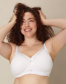 Playtex 18 Hour Silky Soft Smoothing Cool & Breathable Wireless Bra White