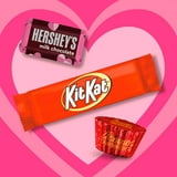 Hershey's, Kit Kat & Reese's Miniatures Assorted Milk Chocolate Valentine's Day Gift Box