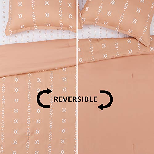 Reversible Microfiber Bed-in-a-Bag with Elastic Storage Pockets