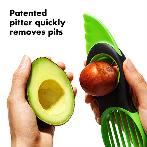Good Grips 3-in-1 Avocado Slicer - Green