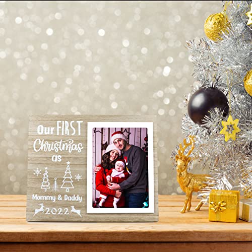 Baby 1st Christmas Picture Frame, First Christmas Frame for New Parents, Newborn Family Natural Wood Photo Frame (First Christmas as daddy and mommy)