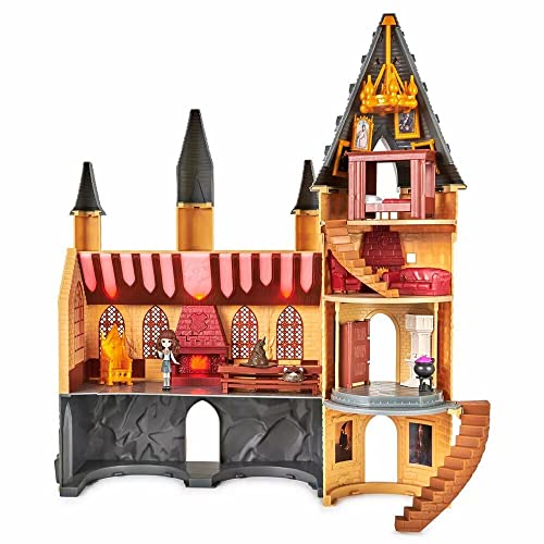 Harry Potter, Magical Minis Hogwarts Castle with 12 Accessories, Lights, Sounds