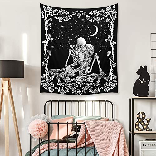 The Kissing Lovers Skull Tapestry,Black and White Romantic Wall Hanging decor