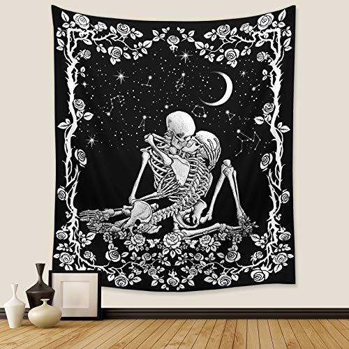 The Kissing Lovers Skull Tapestry,Black and White Romantic Wall Hanging decor