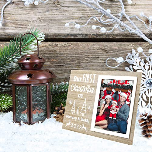 Baby 1st Christmas Picture Frame, First Christmas Frame for New Parents, Newborn Family Natural Wood Photo Frame (First Christmas as daddy and mommy)