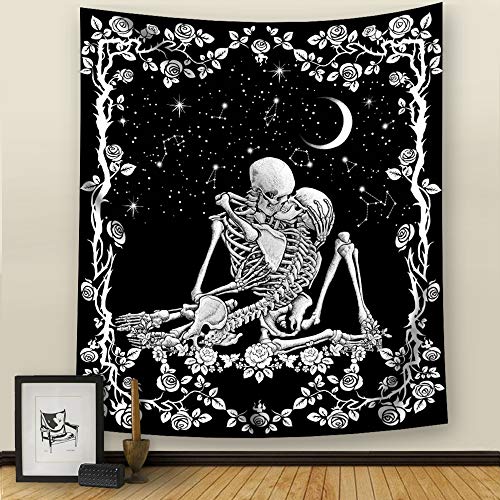 Skull Tapestry The Kissing Lovers Tapestry Wall Hanging, Black and White Decoration