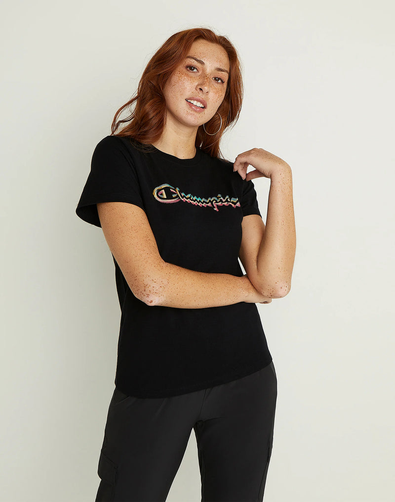 CLASSIC TEE, CHROMATIC SCRIPT LOGO