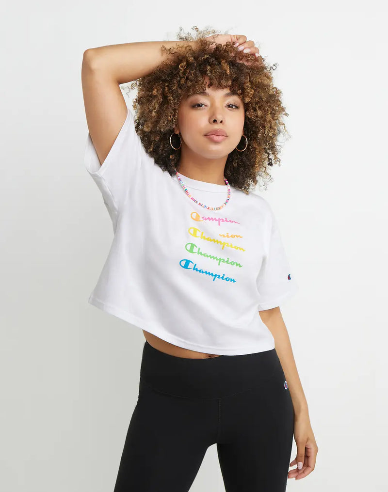 CROPPED HERITAGE TEE, REPEATING RAINBOW SCRIPT