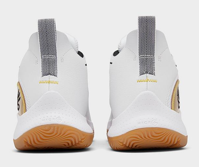 UNDER ARMOUR 3Z5 BASKETBALL SHOES - White/Metallic Gold