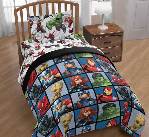 Marvel Movie Avengers 4 Piece Twin Bed-in-a-Bag, 100% Microfiber, Multi-Color