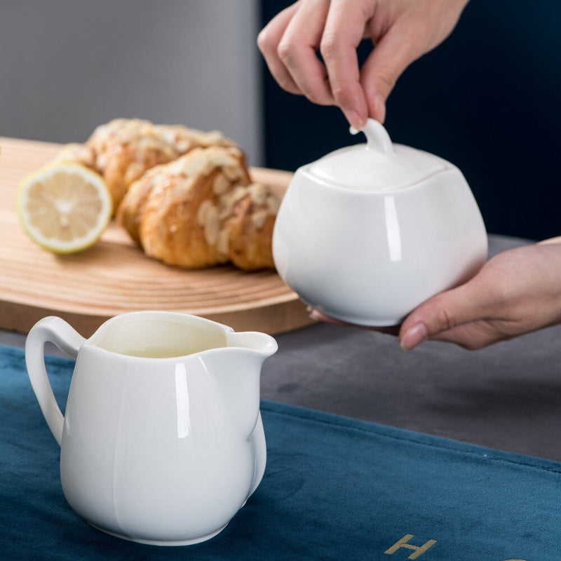 3-Piece White Ceramic Sugar and Creamer Pot Sets with Lid